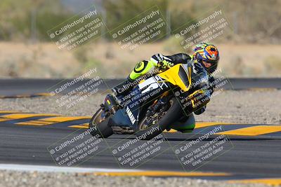 media/Nov-06-2022-SoCal Trackdays (Sun) [[208d2ccc26]]/Turn 6 (145pm)/